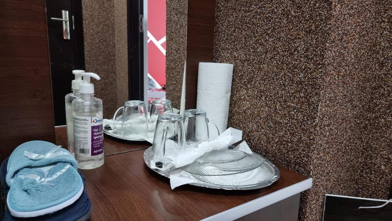 Studio Vale Apartment Хунедоара Екстериор снимка